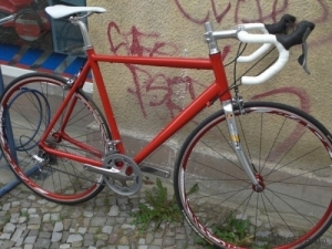 k-custom-red